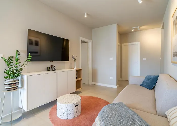 In With Kitchen * Selca (Brac)