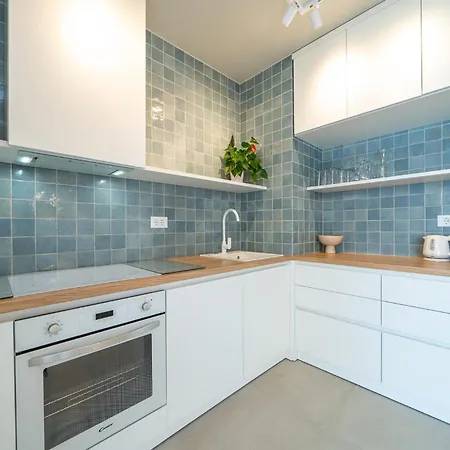 Gorgeous Apartment In Selca With House Sea View *
